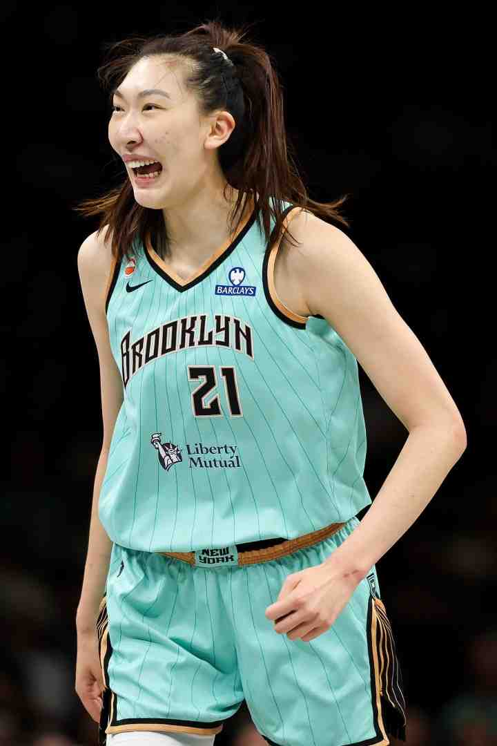 韩旭:WNBA的教练组分工明确 国内基本就是一个主教练+两个助教